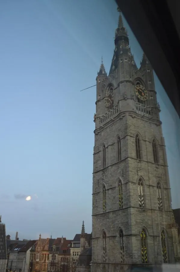 Evelyns Corner Duplex Apartment Ghent Belgium
